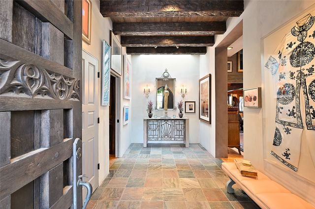 24B Paseo Encantado NE, Santa Fe, NM 87506