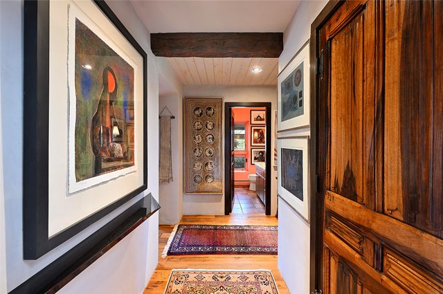24B Paseo Encantado NE, Santa Fe, NM 87506