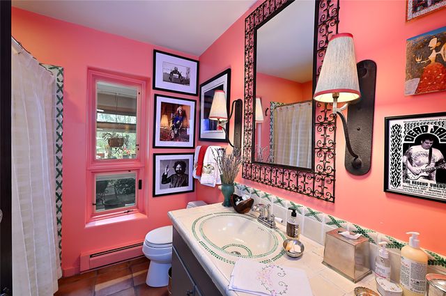 24B Paseo Encantado NE, Santa Fe, NM 87506