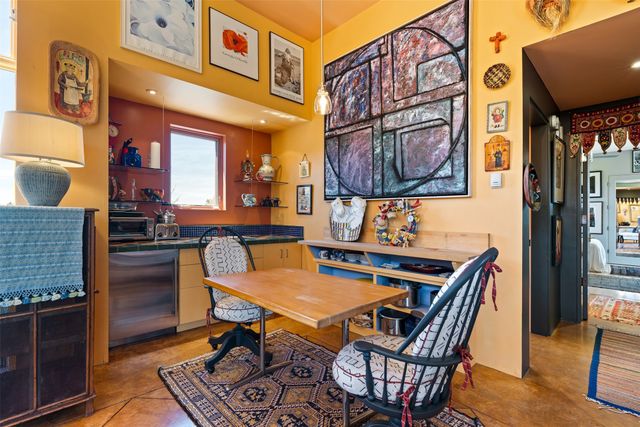 24B Paseo Encantado NE, Santa Fe, NM 87506