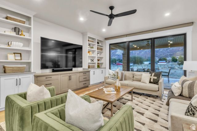 1759 S PERRY DR, Mapleton, UT 84664