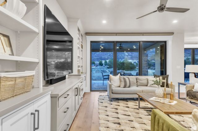 1759 S PERRY DR, Mapleton, UT 84664