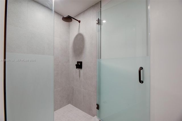 121 NE 5th St 1809, Miami, FL 33132