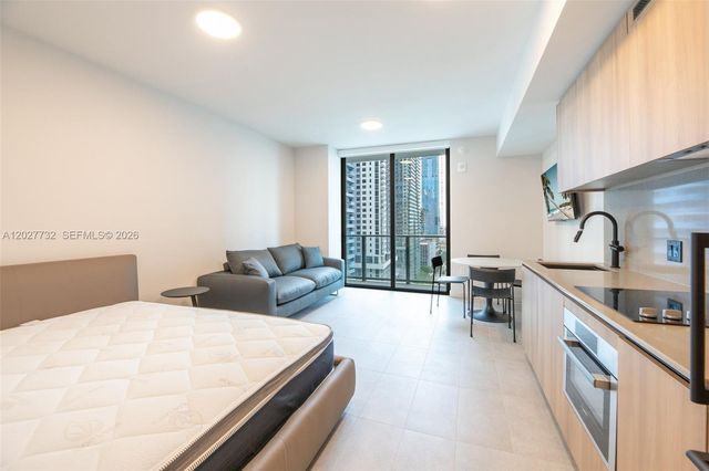 121 NE 5th St 1809, Miami, FL 33132