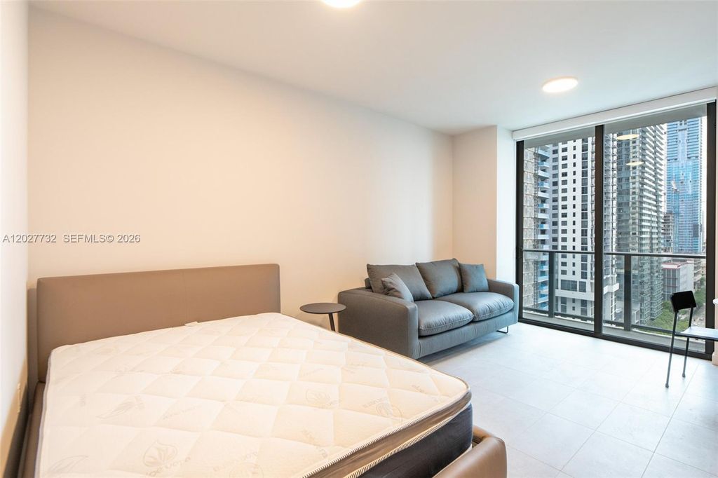 121 NE 5th St 1809, Miami, FL 33132