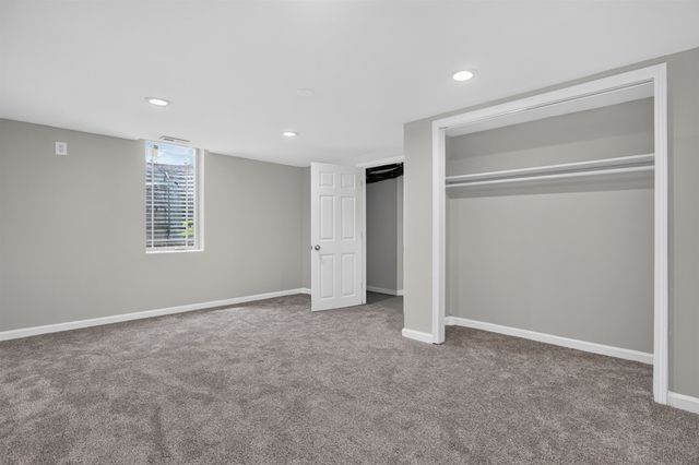5605 E Shadybrook St, Wichita, KS 67208