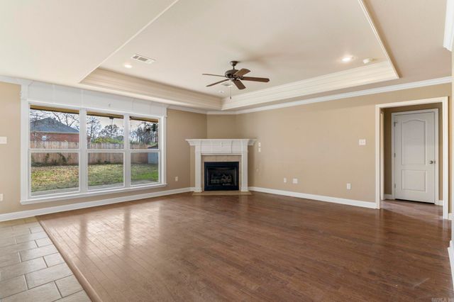 1712 Pilot Court, Jacksonville, AR 72076