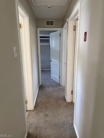 42 Newby DR, Hampton, VA 23666