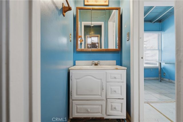 200 E Pinehurst, La Habra, CA 90631