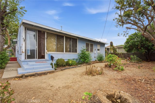 200 E Pinehurst, La Habra, CA 90631