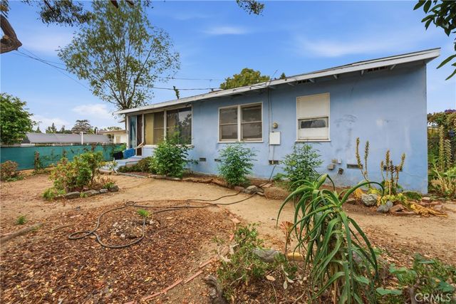 200 E Pinehurst, La Habra, CA 90631