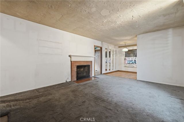 200 E Pinehurst, La Habra, CA 90631