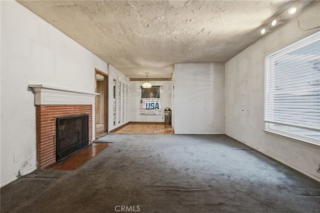 200 E Pinehurst, La Habra, CA 90631