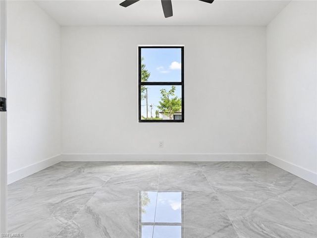 1932 NW 20th TER, Cape Coral, FL 33993