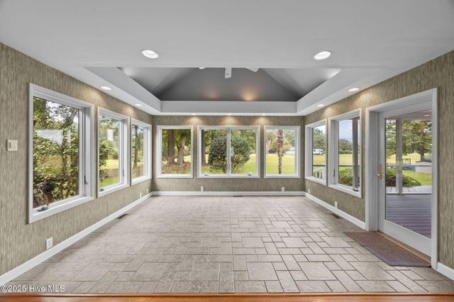 102 Trevino Lane, New Bern, NC 28560