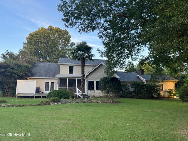 102 Trevino Lane, New Bern, NC 28560