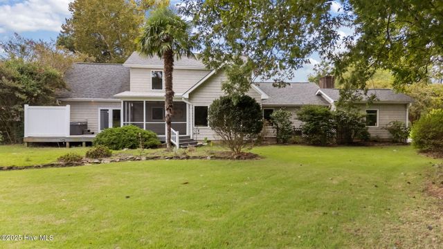 102 Trevino Lane, New Bern, NC 28560
