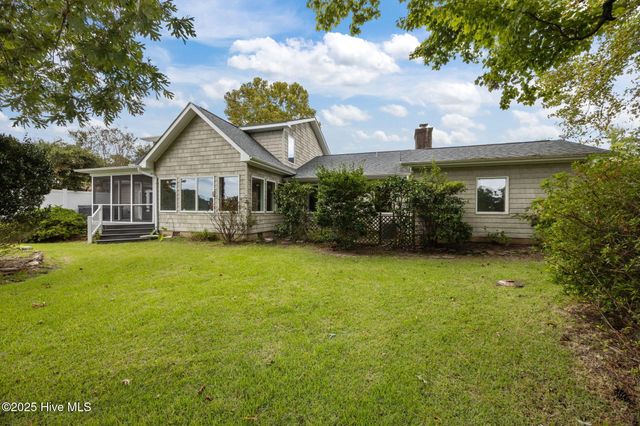 102 Trevino Lane, New Bern, NC 28560