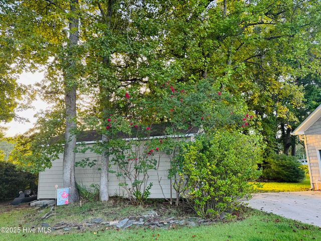 102 Trevino Lane, New Bern, NC 28560