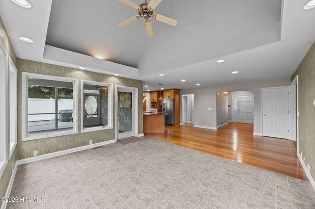 102 Trevino Lane, New Bern, NC 28560