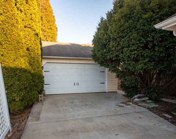 2109 N Washington Avenue, Danville, IL 61832