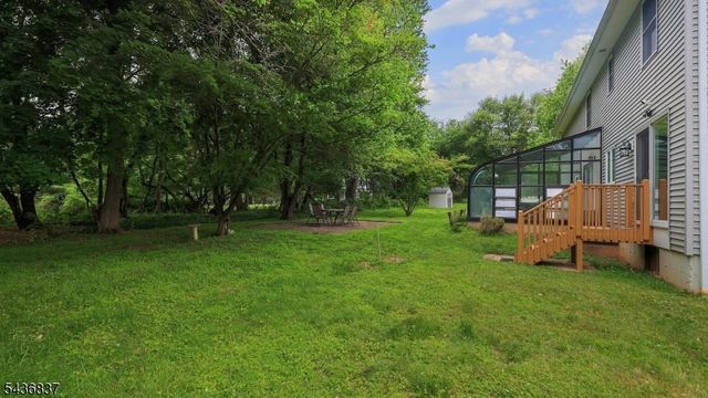 5 Maple Dr, Warren Twp., NJ 07059