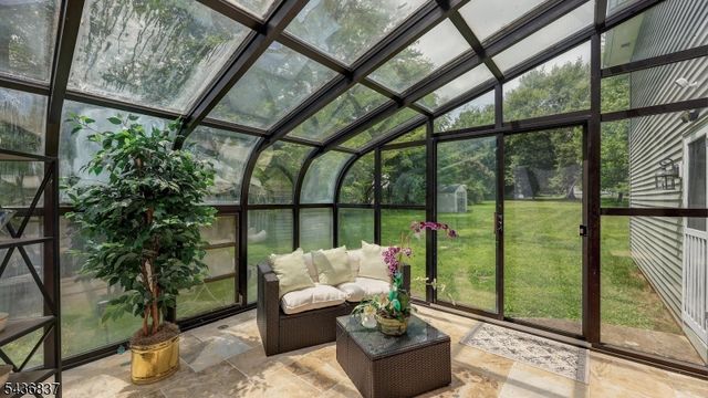 5 Maple Dr, Warren Twp., NJ 07059