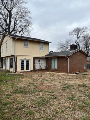 206 E Catawba Drive, Mount Holly, NC 28120