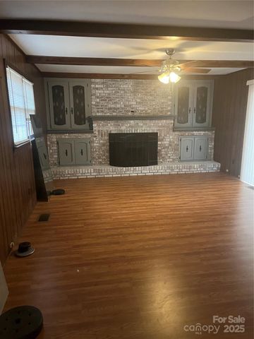 206 E Catawba Drive, Mount Holly, NC 28120