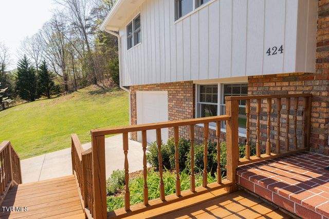 424 Old Watauga Road, Watauga, TN 37694