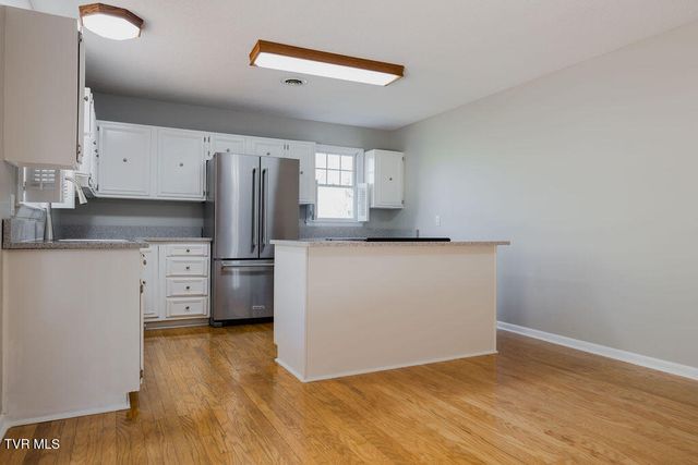 424 Old Watauga Road, Watauga, TN 37694