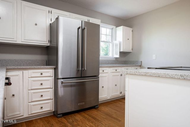 424 Old Watauga Road, Watauga, TN 37694