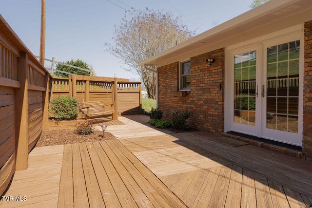 424 Old Watauga Road, Watauga, TN 37694