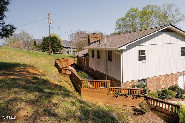424 Old Watauga Road, Watauga, TN 37694