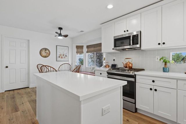 6043 Piros Way, Oceanside, CA 92056