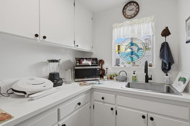 6043 Piros Way, Oceanside, CA 92056