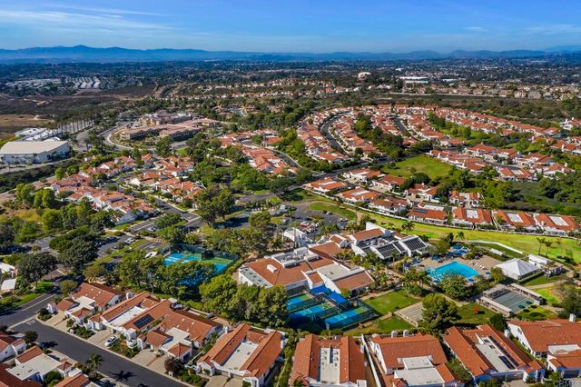 6043 Piros Way, Oceanside, CA 92056