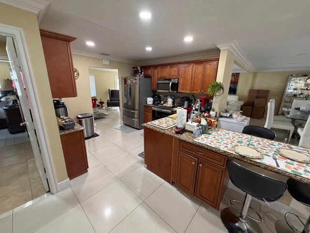 147 Alcazar Street, Royal Palm Beach, FL 33411