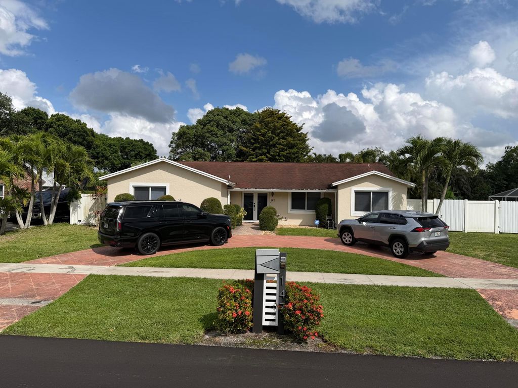 147 Alcazar Street, Royal Palm Beach, FL 33411