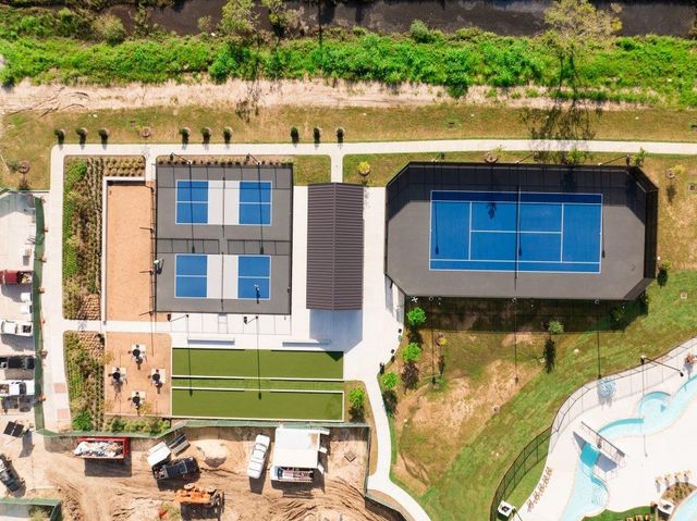 2135 Salinas Drive, Rosharon, TX 77583