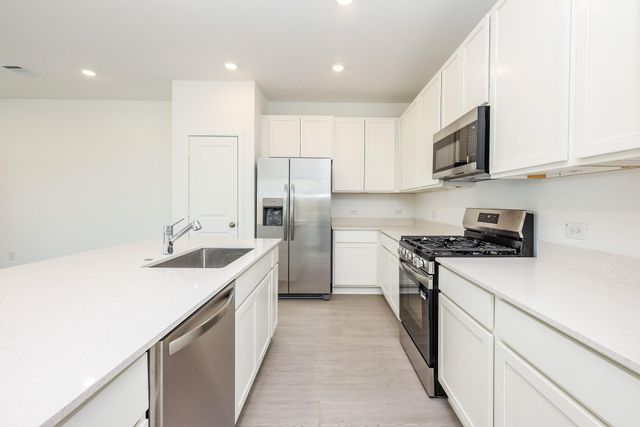 2135 Salinas Drive, Rosharon, TX 77583