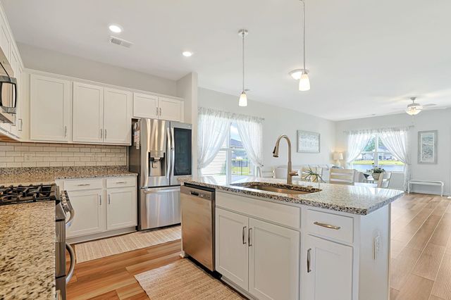 800 Lambeth Ln., Conway, SC 29526