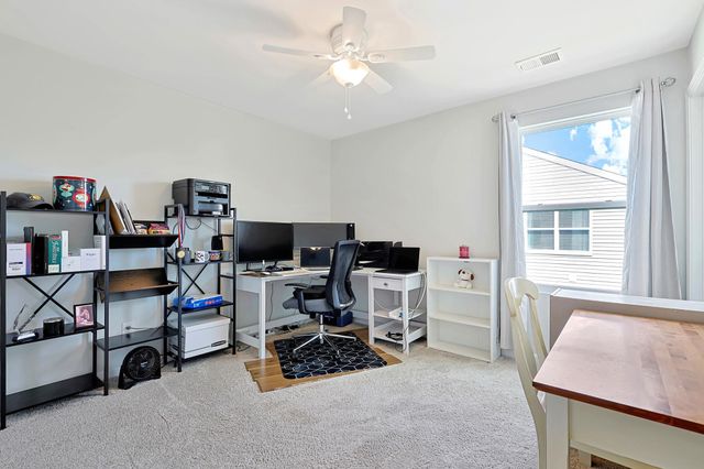 800 Lambeth Ln., Conway, SC 29526