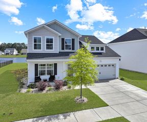 800 Lambeth Ln., Conway, SC 29526