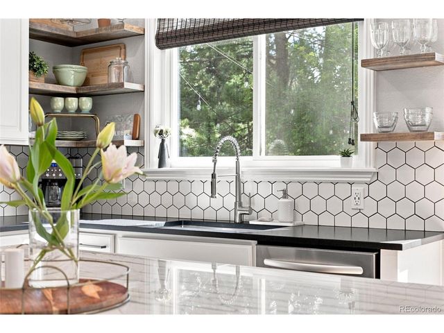 9660 S Everett Way, Littleton, CO 80127