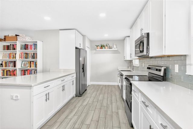 3608 W CARMEN STREET, Tampa, FL 33609