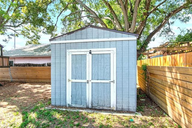 3608 W CARMEN STREET, Tampa, FL 33609