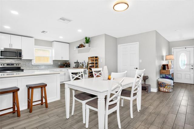 3608 W CARMEN STREET, Tampa, FL 33609