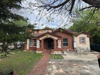 4335 Moler Street, Dallas, TX 75211