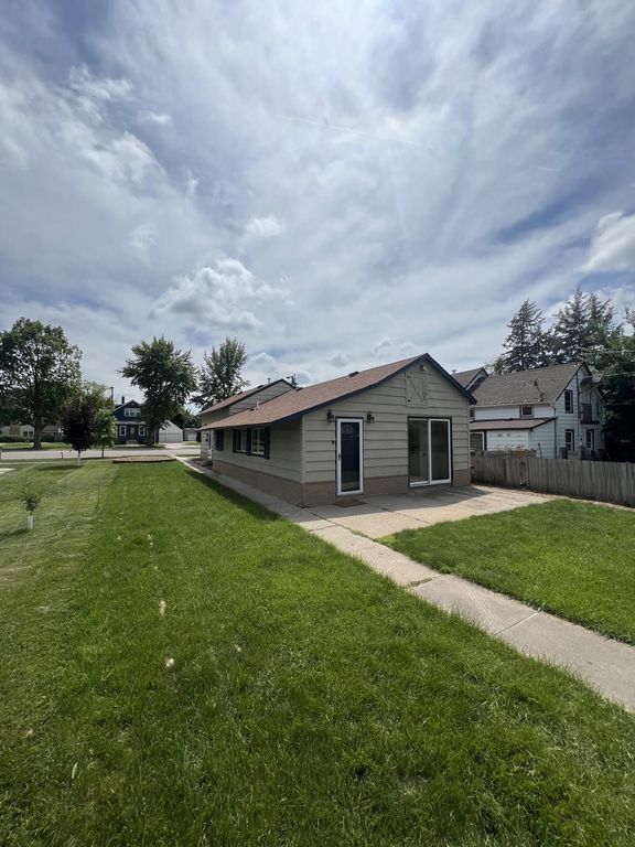214 E Main Street, Belle Plaine, MN 56011 — photo 3